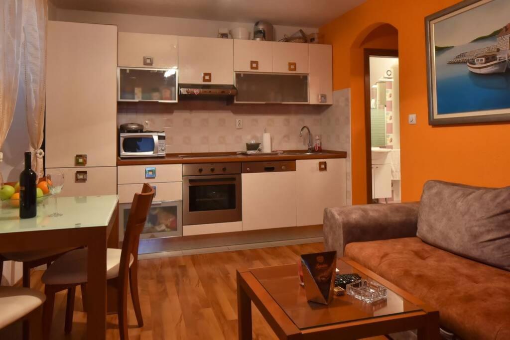 Cozy, Adorable Apartment Elizabeta سبليت المظهر الخارجي الصورة