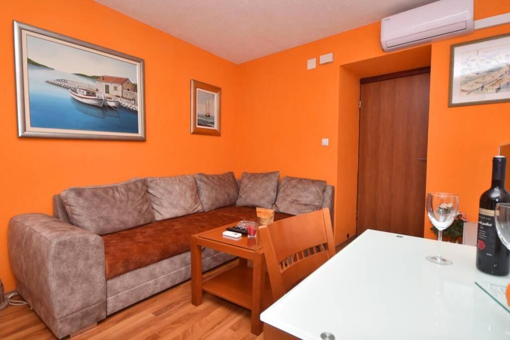Cozy, Adorable Apartment Elizabeta سبليت المظهر الخارجي الصورة